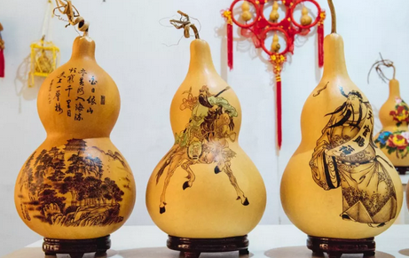 葫蘆為什么能賣到3000元以上？葫蘆激光打標(biāo)機(jī)