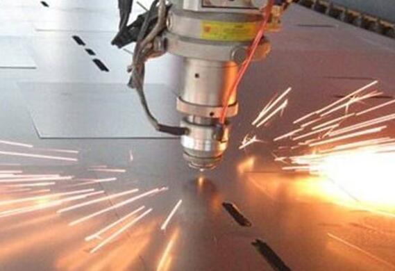 如何調(diào)整激光切割機的精度？