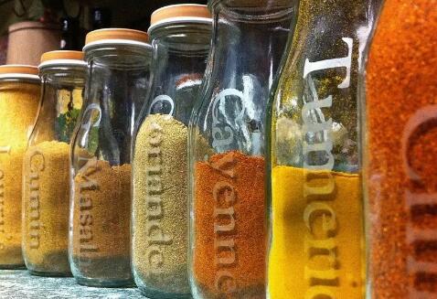 激光打標調(diào)料瓶，生活就是油鹽醬醋