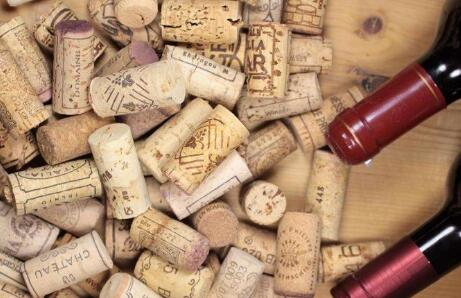 CO2激光打標(biāo)機打紅酒瓶塞