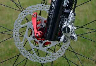 激光切割剎車片，讓綠色出行更安全