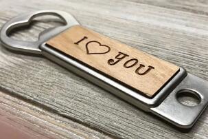 激光打標(biāo)開瓶器  幫您開啟味蕾之旅